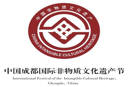 LED显示屏的电子设备包括模组、发送卡、接收卡、控制电脑、空调或轴流风机以及智能控制电箱等